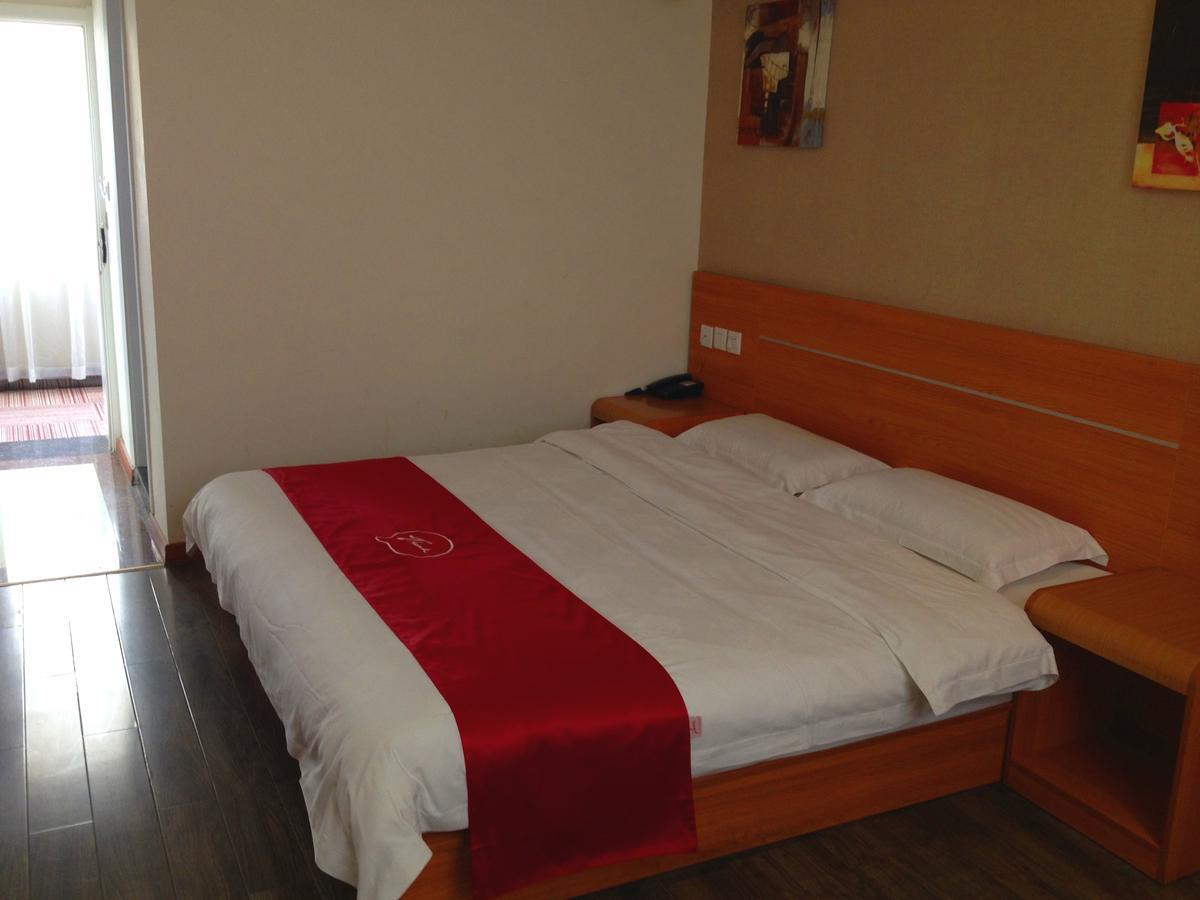 Thank Inn Chain Hotel Shanxi Shangluo Shanyang Nanxin Street מראה חיצוני תמונה